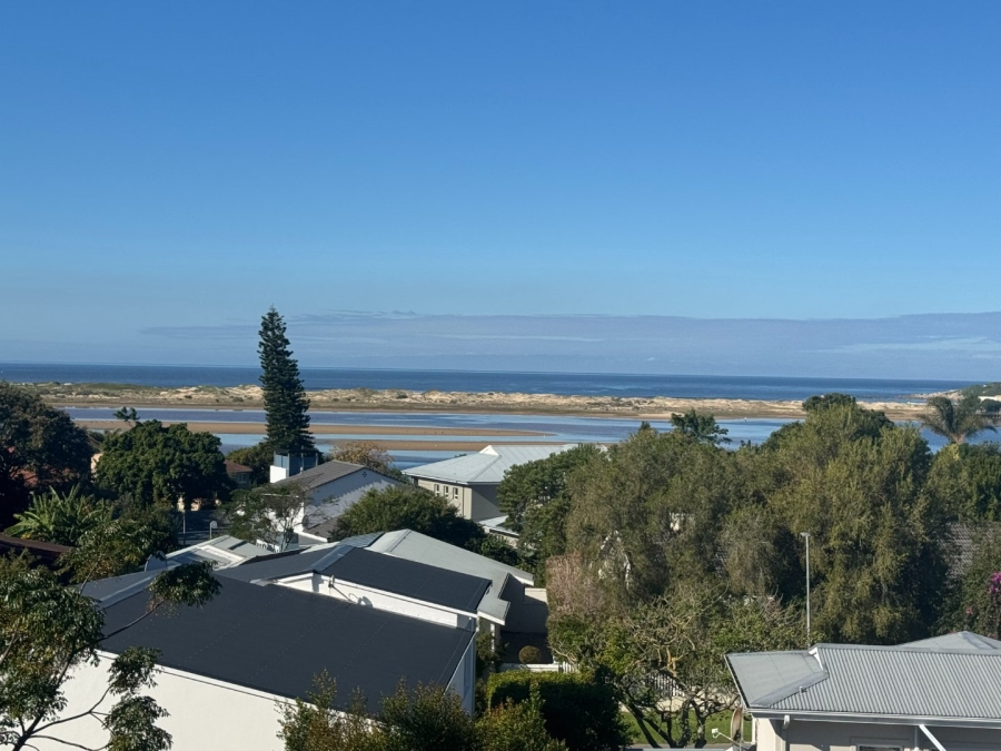 4 Bedroom Property for Sale in Poortjies Western Cape